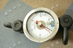 機械式測力計